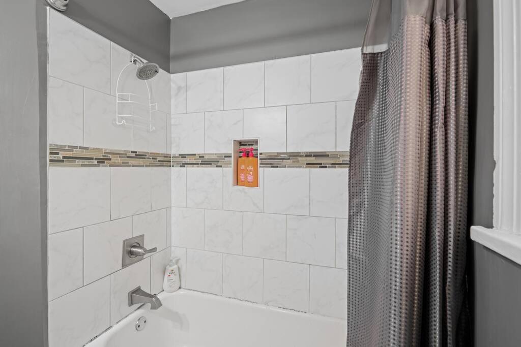Private House + Yard Central Location To All Rva Ρίτσμοντ Εξωτερικό φωτογραφία