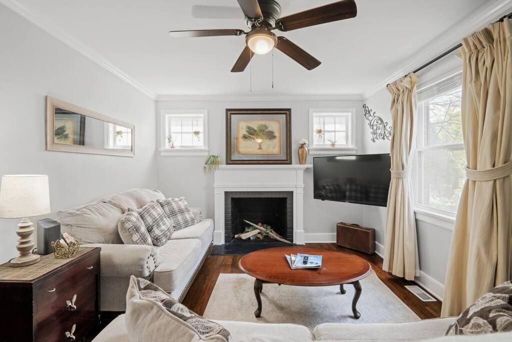 Private House + Yard Central Location To All Rva Ρίτσμοντ Εξωτερικό φωτογραφία